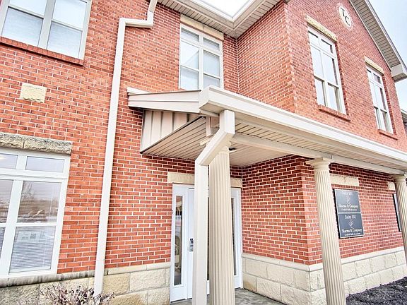 3rd image of 5740 Gateway Blvd #201