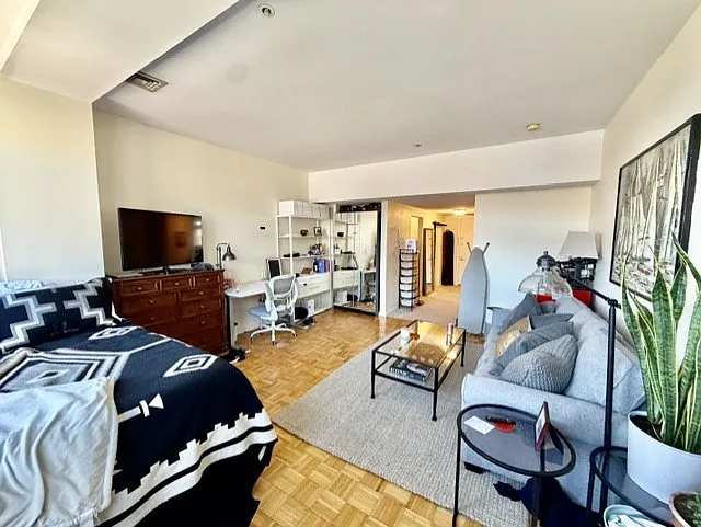 300 Commercial St #602 — Photo 9