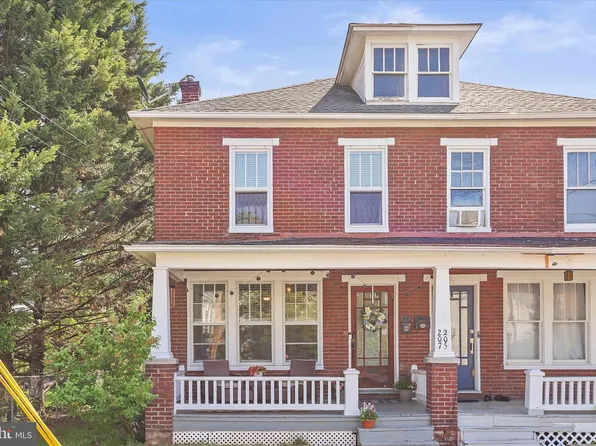 207 N Stratton St, Gettysburg, PA 17325