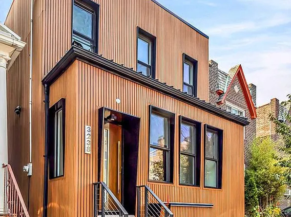 3238 38th St, Astoria, NY 11103