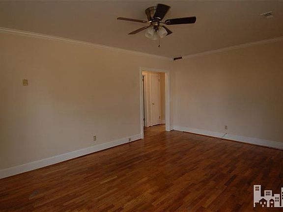 3rd image of 211 Peiffer Ave