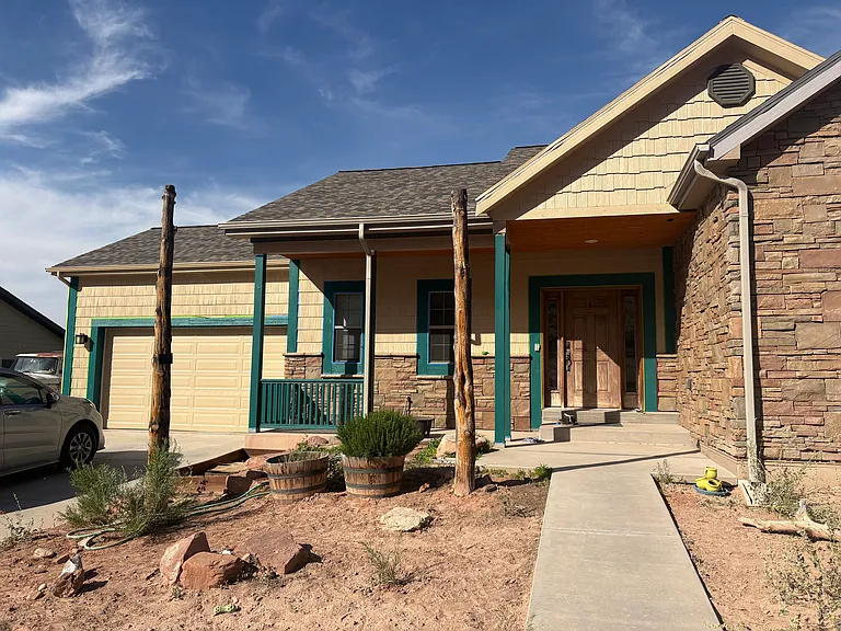 Doc Allen Dr — Photo 24