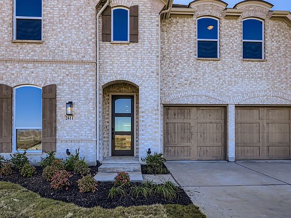 3rd image of 2611 Harvest Ln