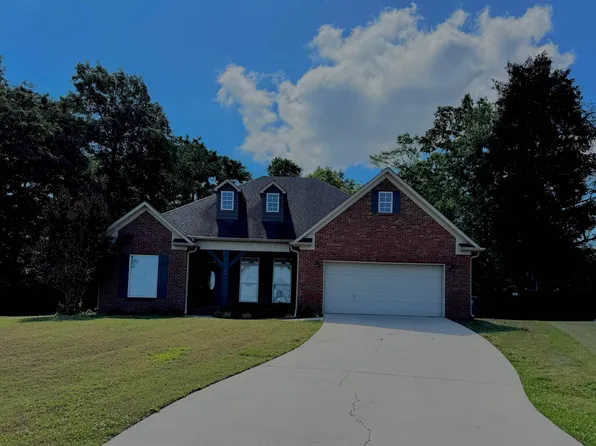 146 Bucks Pocket Dr, New Market, AL 35761