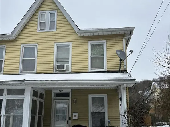421 4th St, Slatington, PA 18080