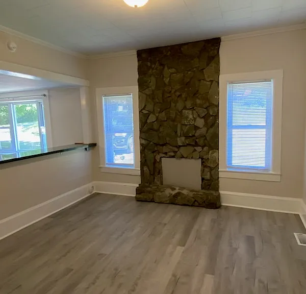 328 Falls Rd — Photo 10