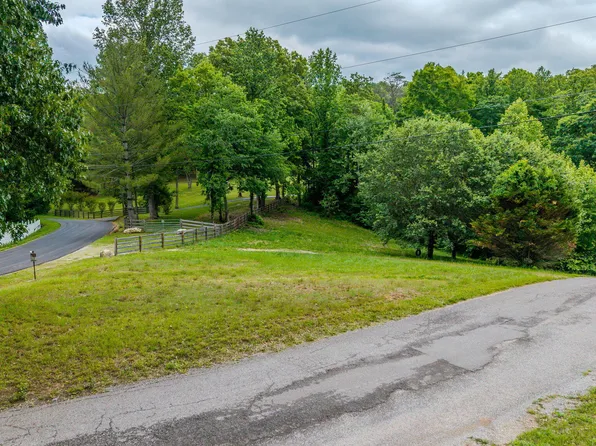 109 Justin Ln, Maynardville, TN 37807