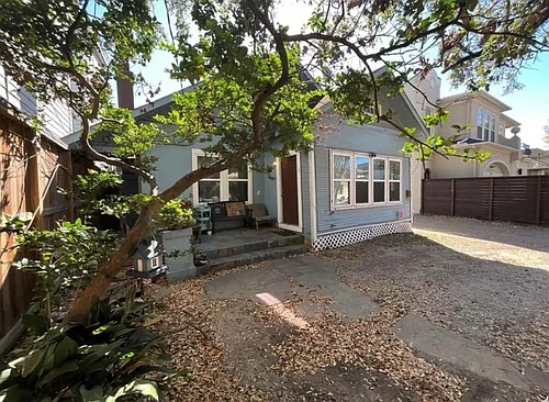 3403 Yupon St #2 Photo 1