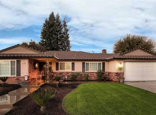 954 E Chennault Ave, Fresno, CA