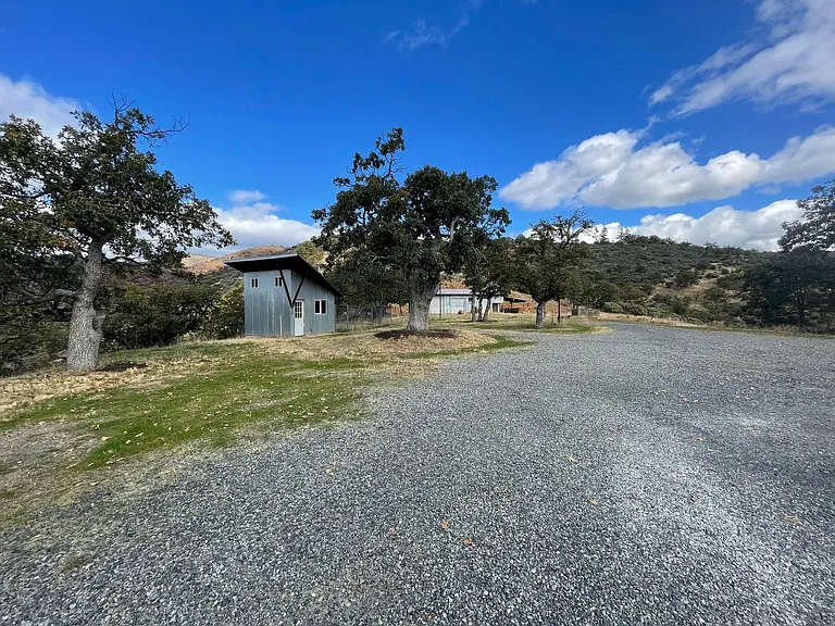 2103 Little Applegate Rd — Photo 5