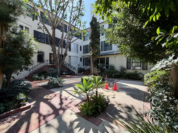 401 Shirley Place, 401 Shirley Pl APT 110, Beverly Hills, CA 90212