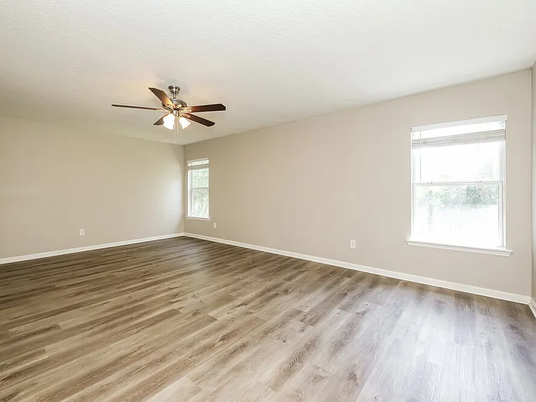 12290 Lawson Creek Dr — Photo 10