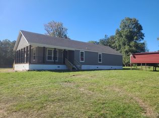 647 Kingston Rd, Natchez, MS 39120