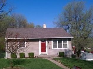2308 S 18th St, Saint Joseph, MO 64503