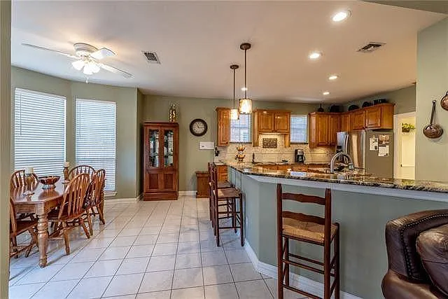 5914 Edgewood Dr — Photo 5