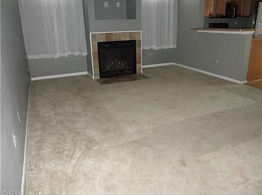 3rd image of 4006 River Breeze Cir
