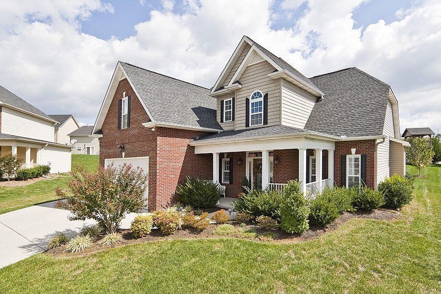 1st image of 3332 Cliffbranch Ln