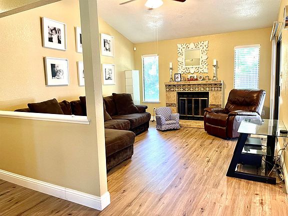 3rd image of 7421 Widener Way