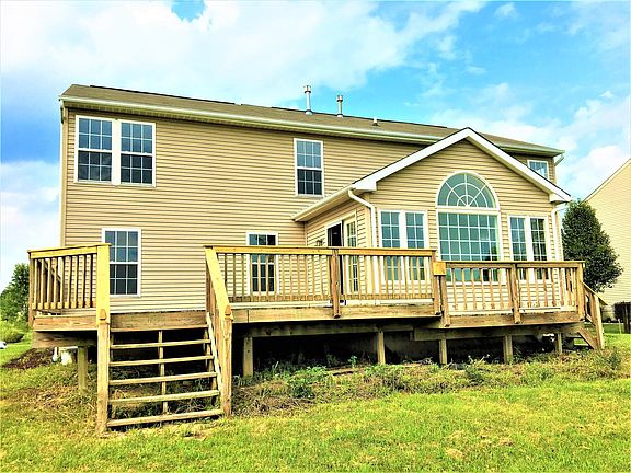 2nd image of 3611 Yellow Finch Way