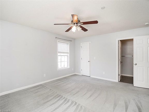 4th image of 4320 Cedarcroft Ct APT 3C