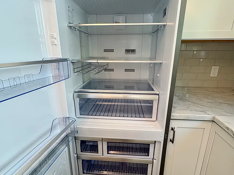 SS fridge with ice maker