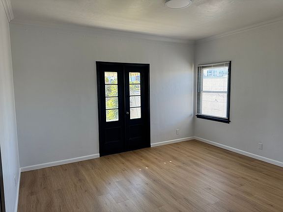4th image of 200 W Cypress St #5