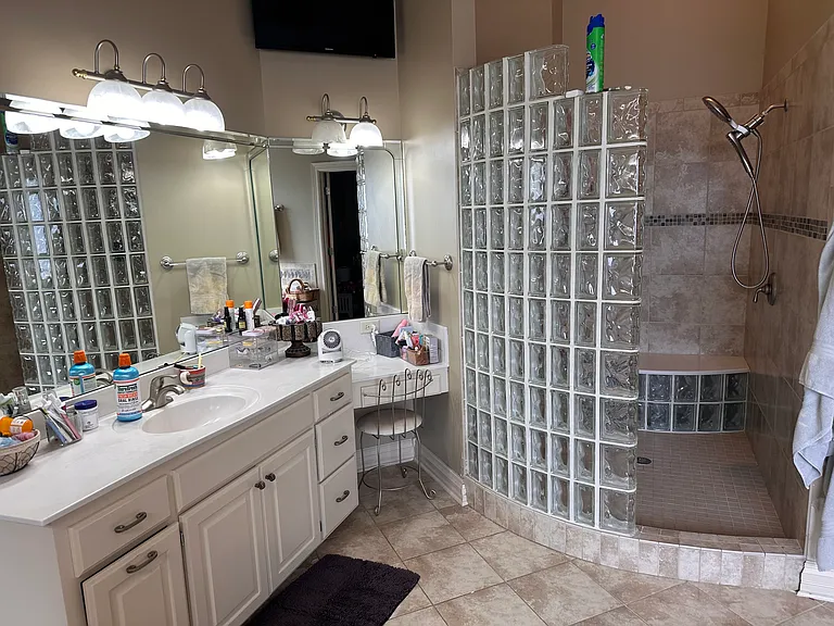 Master Bath 2