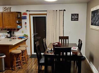1213 Settlers Ln, Denison, IA 51442