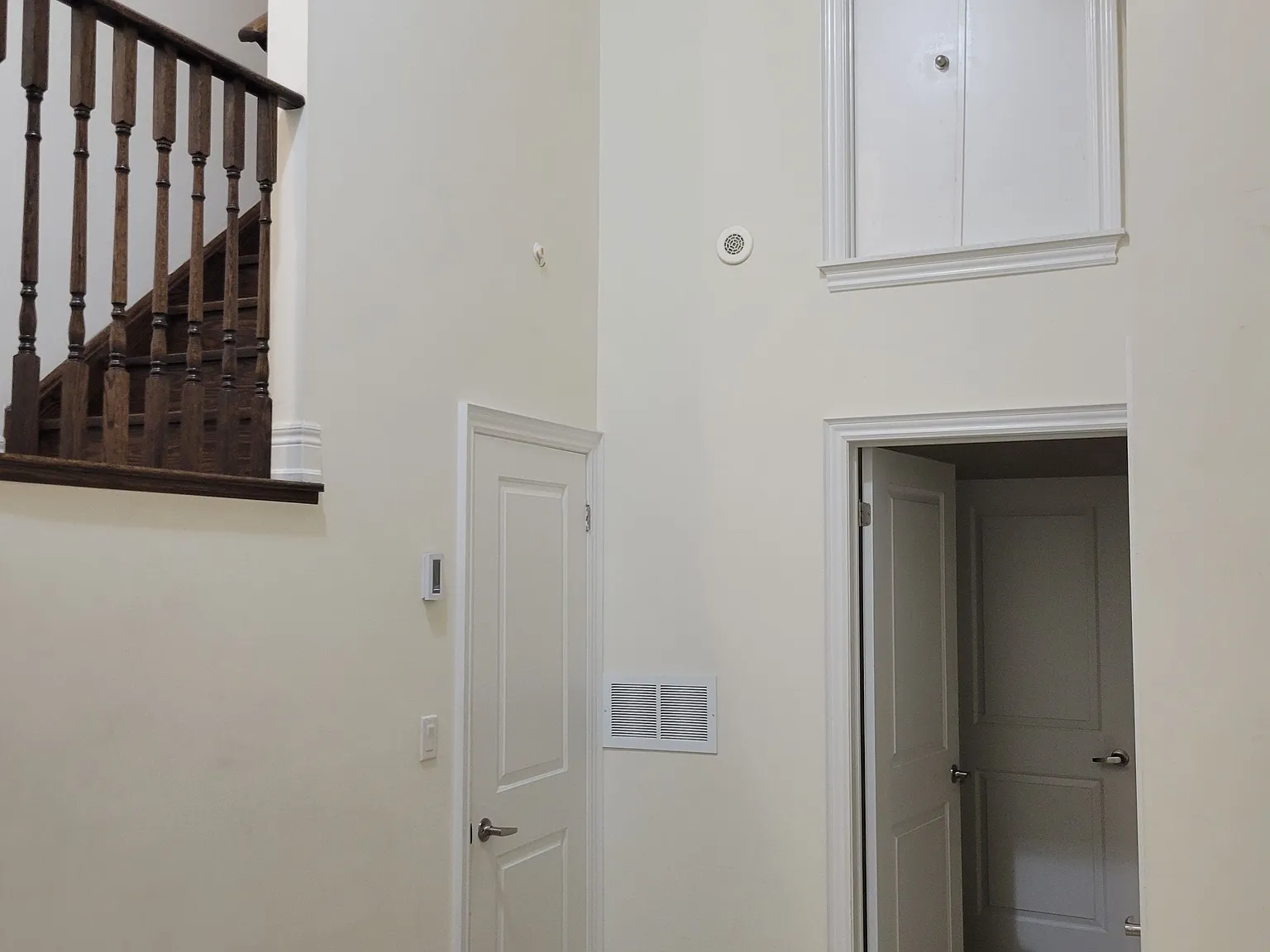 3 bed, $4,100 — Photo 4