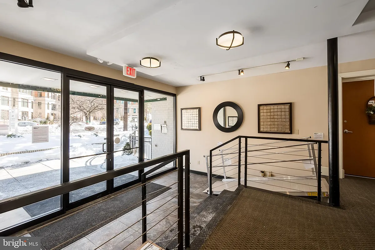 Building Photo - 4840 Macarthur Blvd NW #307
