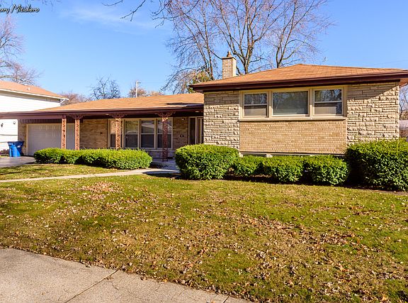3rd image of 16031 Minerva Ave