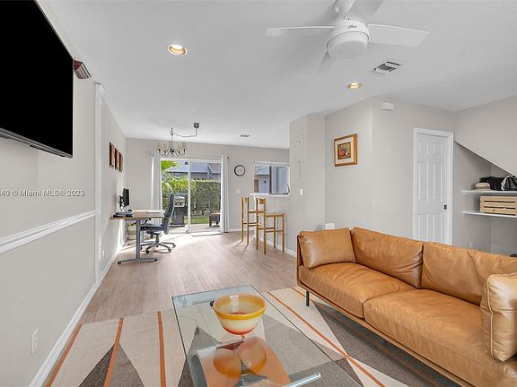 3rd image of 4734 SW 13th Pl #4734