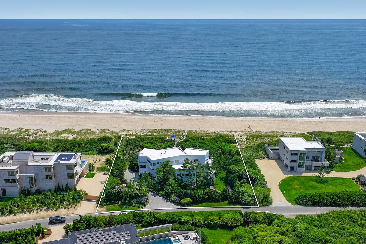 Building Photo - 179 Mid Ocean Dr