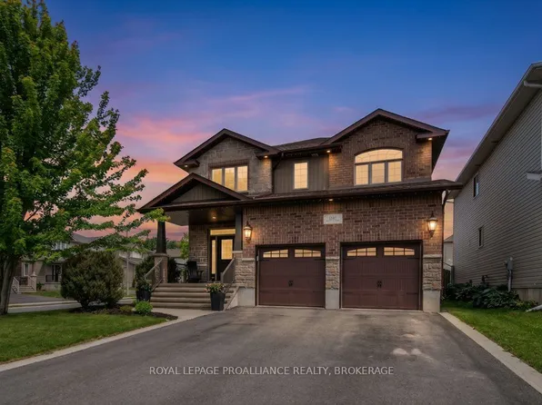 1342 Atkinson St, Kingston, ON K7P 0J2