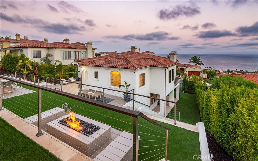 33 Nuvola Court 4