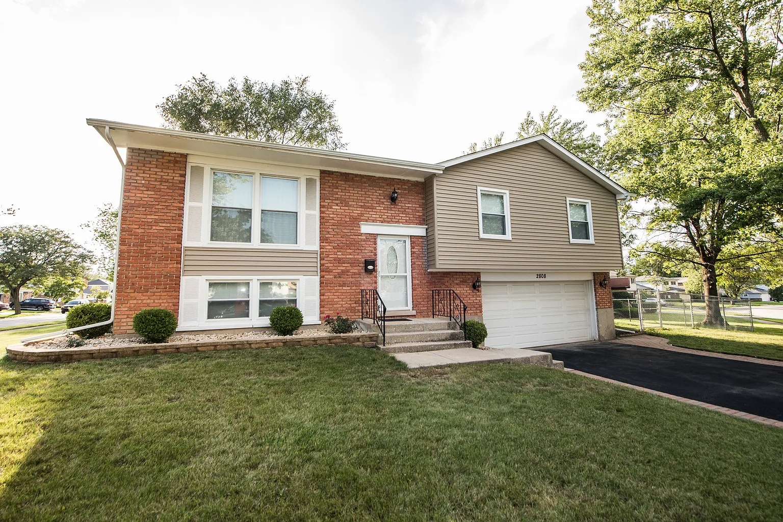 2808 Greenwood Rd photo 1