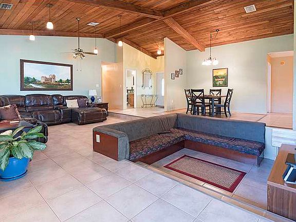 2nd image of 8802 Paradise Ct