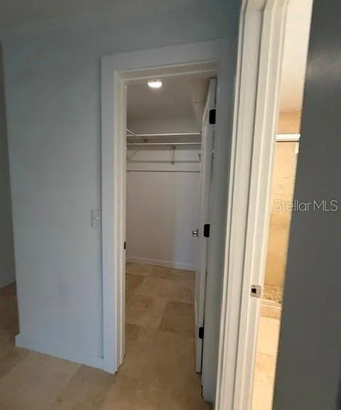 605 Lotus Ln — Photo 33