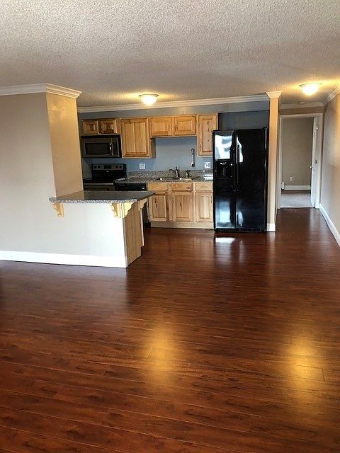 1st image of 1535 York St #303