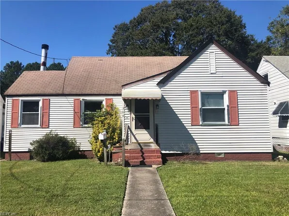 306 Plover Dr, Portsmouth, VA 23704