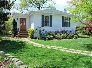 1251 Magothy Rd, Pasadena, MD 21122