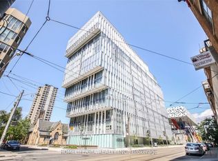50 McCaul St #807, Toronto, ON M5T 0B6