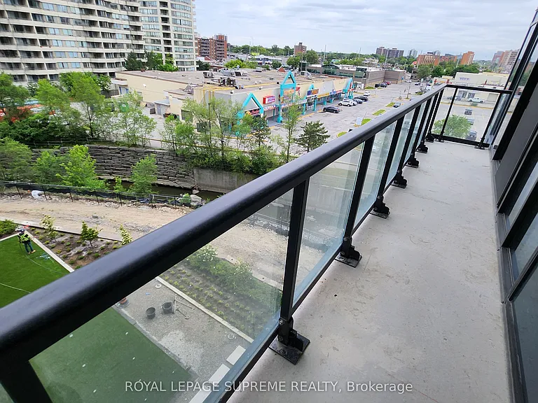 86 Dundas St E #402 — Photo 10