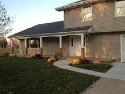 1st image of 60506 Woodland Dr