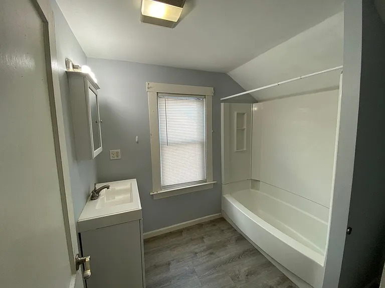 51 Pearl St. — Photo 10