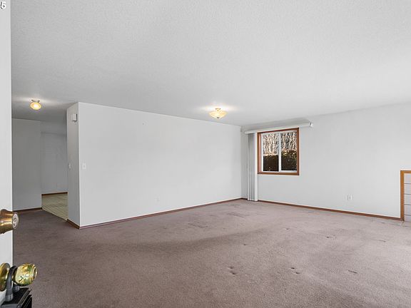 5th image of 14104 NE 91st St