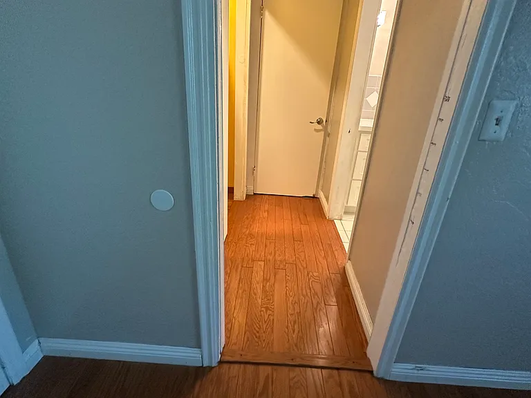 483 E Daleville Ave — Photo 14