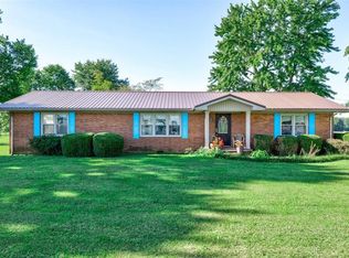 988 W 7th St, Beaver Dam, KY 42320