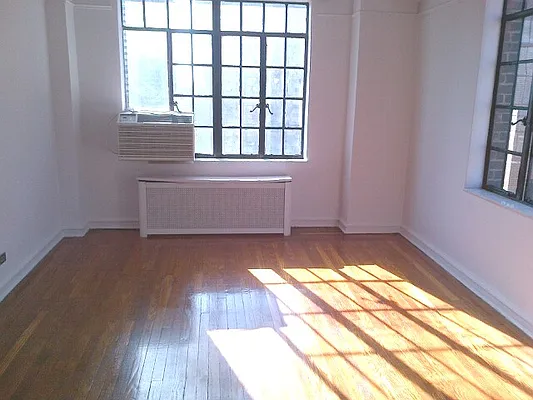 Rented by City Connections Realty | media 24