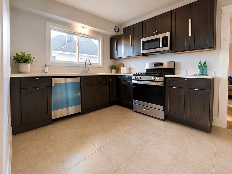 621 Undercliff Ave #2 — Photo 3